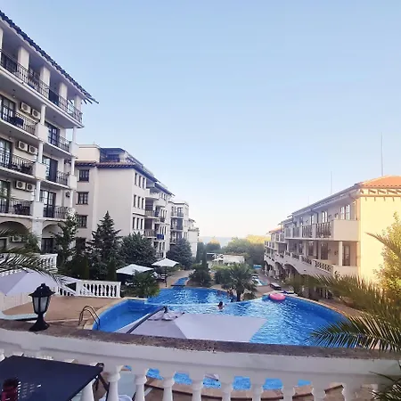 Almi - The Cliff Apartman