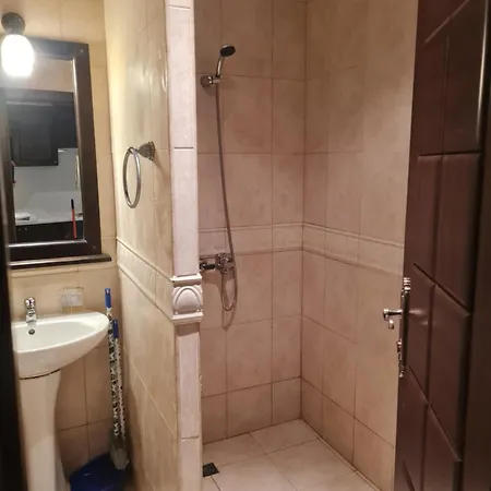 Almi - The Cliff Apartman Obzor