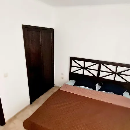 Almi - The Cliff * Obzor