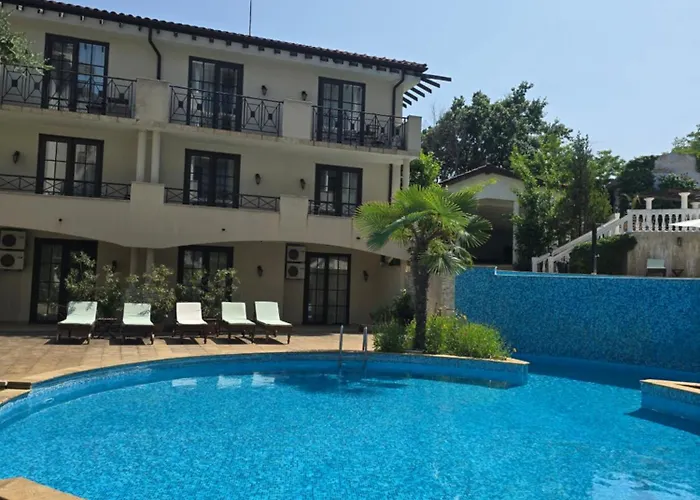 Almi - The Cliff Apartament *